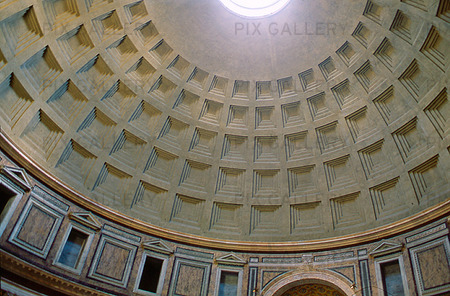 Interiör Kyrkan The Pantheon i Rom, Italien