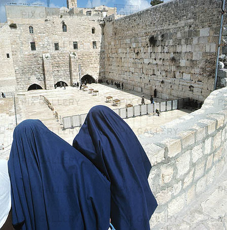 Beduinkvinnor vid klagomuren, Israel