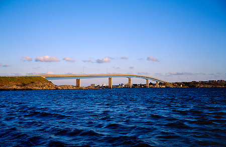 Bro mellan Fotö - Hönö, Bohuslän