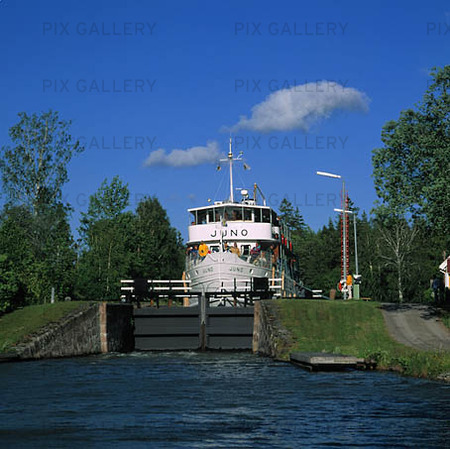 Kanalbåt på Göta Kanal, Västergötla