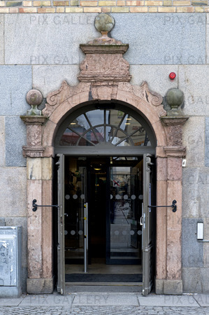 Port till Medborgarplatsens Bibliotek i Stockholm