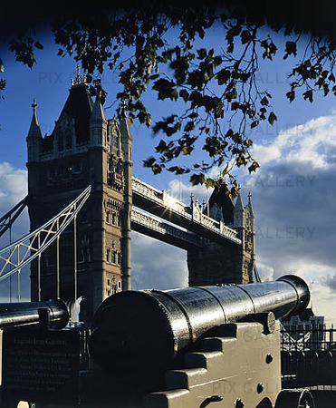 Tower Bridge, United Kingdom