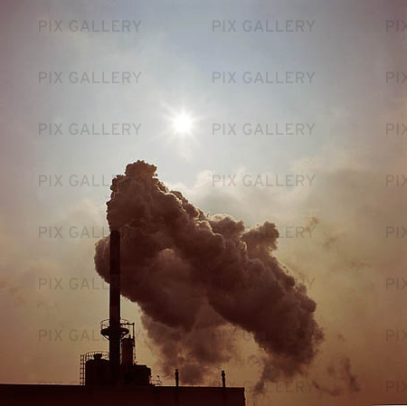 Rök från fabrik