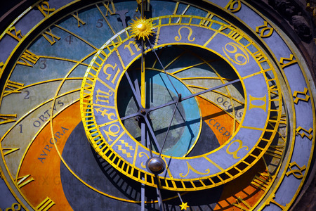 Astronomiska klockan i Prags gamla stan, Tjeckien