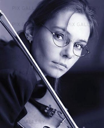 Kvinna med fiol