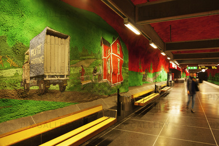 Tunnelbanestation i Solna, Stockholm