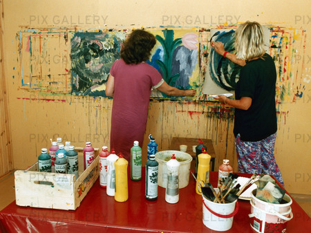 Kvinnor som målar