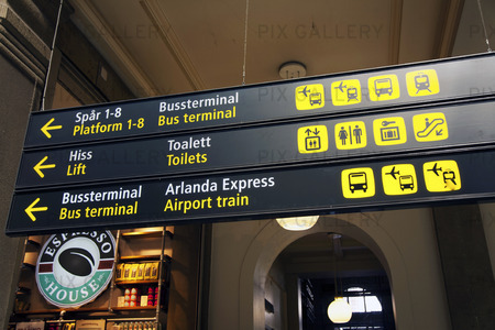 Informationsskylt på Centralstation, Stockholm