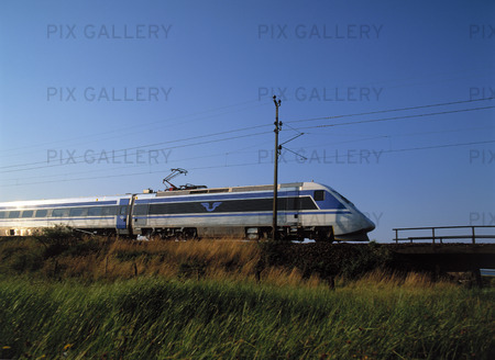 Train X2000