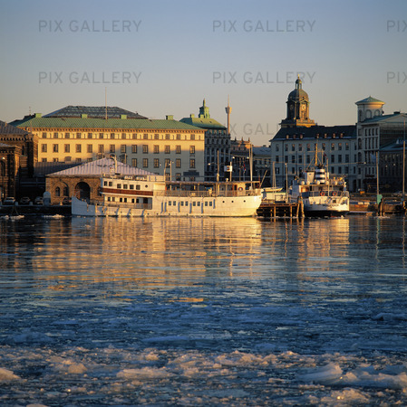 Winter in the Gothenburg port