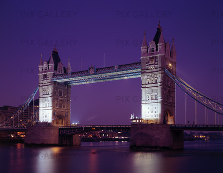 Tower Bridge i London, Storbritannien