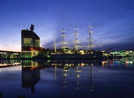 Gothenburg harbor in the dawn
