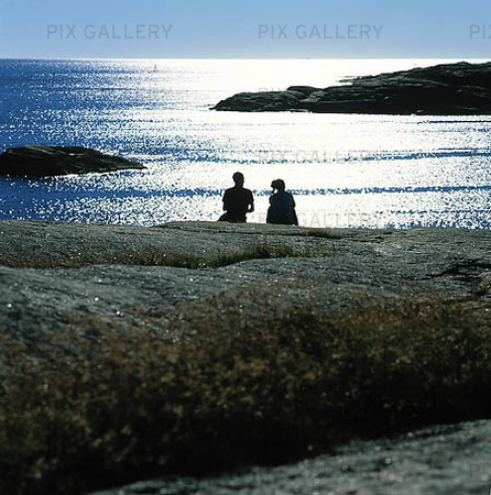 Couple by the sea, Bohuslän
