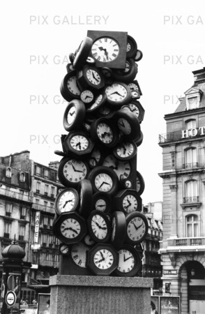 Klockskulptur i Paris, Frankrike