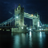 Tower Bridge i London, England