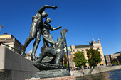 Staty vid Rosenbad i Stockholm