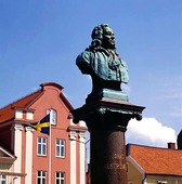 Bust of Jonas Alströmer, Alingsås
