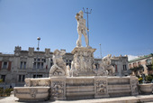 Messinas fontän med Neptun på Sicilien, Italien