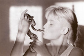 Kvinna med orm