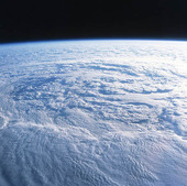 Satellitbild över Stilla havet