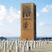 Hassan Minareten i Rabat, Marocko