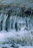 Ett glas vatten i vattendrag