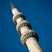 Minaret på Yeni Cami i Istanbul, Turkiet