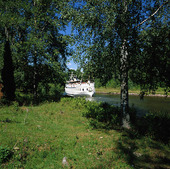 Kanalbåt på Göta Kanal, Västergötla