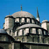 Mosque Yeni Cami in Istanbul, Turkey