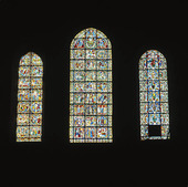 Kyrkfönster i katedralen i Chartre