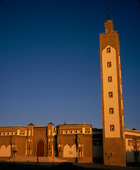 Moskée med minaret i Marocko