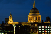 St. Pauls Cathedral i London, England